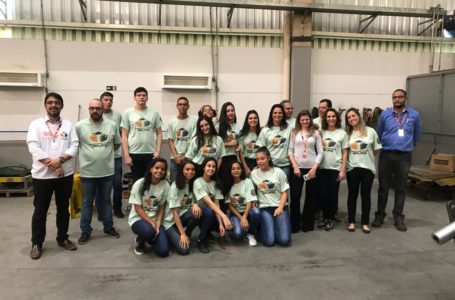 Alunos do programa EDUCACE visitam EXSTO BRASIL