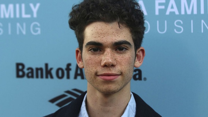 Estrela da Disney, ator Cameron Boyce morre aos 20 anos