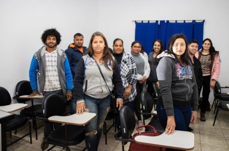 ‘Curso de Cabeleireiro – Técnicas de Trabalho’ marca o início das capacitações no período noturno no Fundo Social de Solidariedade