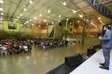 Com jogo de tabuleiro gigante, Feira Científico-Cultural homenageia história de Jundiaí