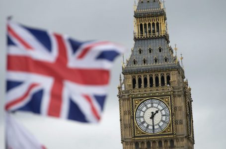 Brexit é tema de reunião entre líderes da França e Alemanha