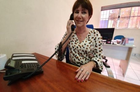 Dia do Servidor: telefonista Adriana já atendeu mais de 2 milhões de chamadas em Jundiaí