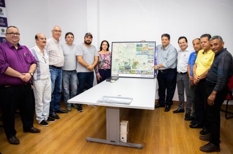 Prefeito de Itupeva apresenta projeto do Distrito Turístico aos vereadores em reunião no Paço Municipal