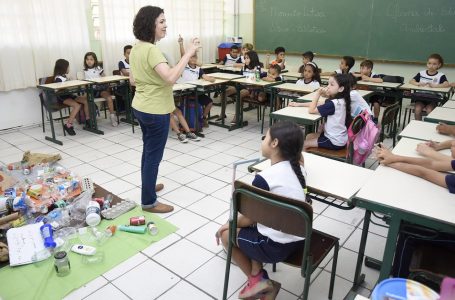 Parceria leva oficinas sobre reciclagem e gestão da água a EMEBs em Jundiaí