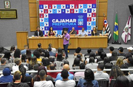 Prefeitura entrega 101 diplomas dos cursos de capacitação PROCAP em Cajamar