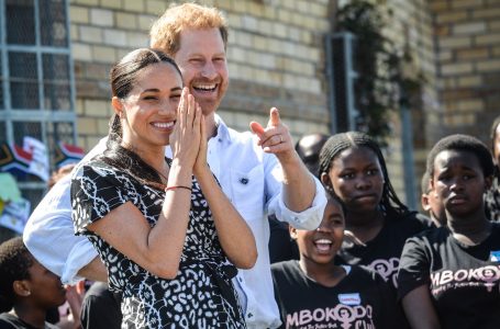 Harry e Meghan terão ‘período de transição’ entre Canadá e Reino Unido, diz rainha