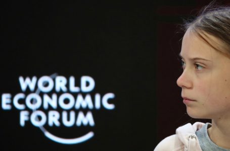 Em Davos, Greta Thunberg pede que líderes mundiais ouçam jovens ativistas