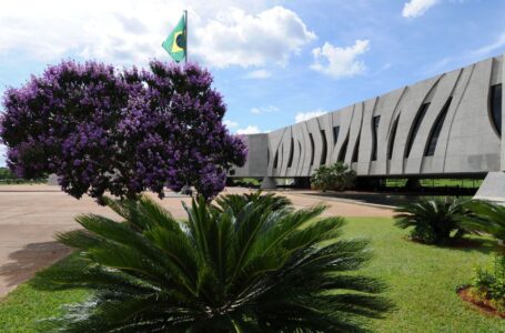 STJ suspende sessões presenciais e prazos processuais até 17 de abril