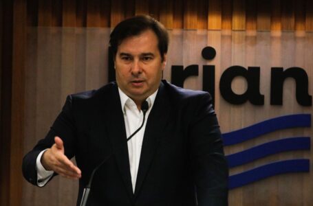 Para Maia, PIB aponta para redução de investimentos públicos