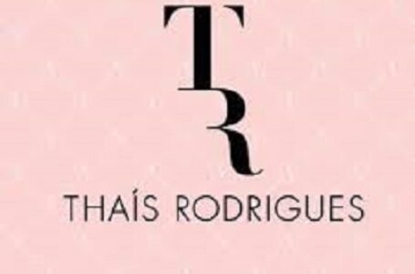 Marca de roupas Thaís Rodrigues doa kits de higiene para projeto social