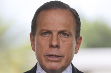 Doria anuncia a contratação de 1.185 profissionais de saúde