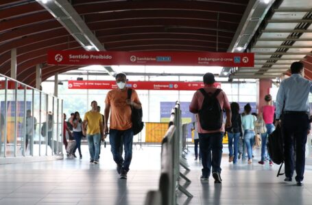 Uso de máscaras poderá ser obrigatório em trens e metrô de São Paulo