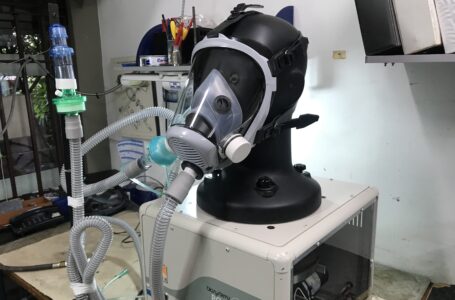 Engenheiro adapta máscaras de proteção respiratória industrial para uso em pacientes com Covid-19