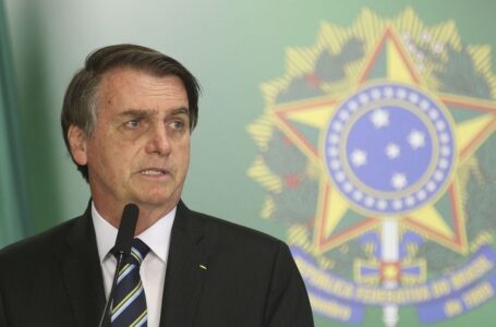 Bolsonaro diz que auxilio emergencial deverá ter quarta parcela