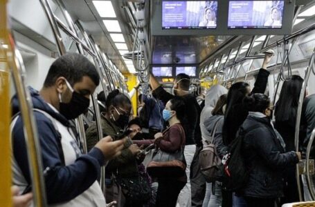 Estação do metrô e CPTM vão fechar 1h mais cedo aos sábados