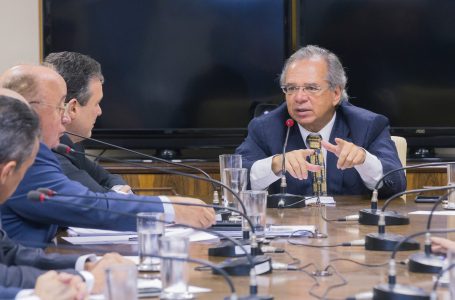 Brasil é uma das primeiras economias a se recuperar da pandemia, diz Guedes