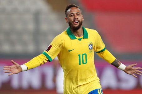 Neymar supera Ronaldo e se torna 2º maior artilheiro da seleção