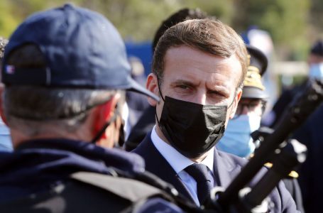 Macron pede reforço no controle de fronteiras da UE após ataques