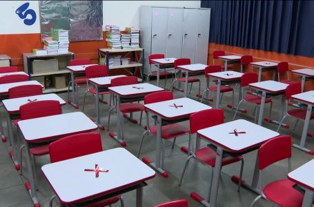 Ensino médio retoma aulas presenciais em SP nesta terça