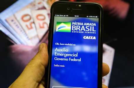 Caixa paga auxílio emergencial a 3,2 milhões nascidos em novembro