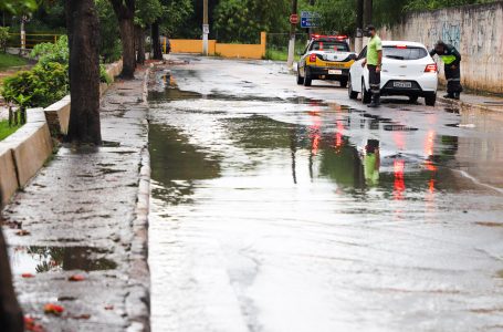 Chuvas: Equipes da Prefeitura de Itupeva realizam manutenção constante para manter a cidade em ordem