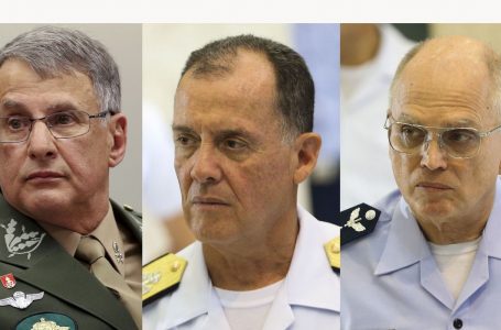 Comandantes do Exército, da Marinha e da Aeronáutica deixam cargos